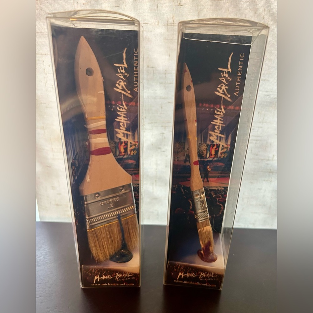 2 NIB Authentic Michael Israel Paint Brushes